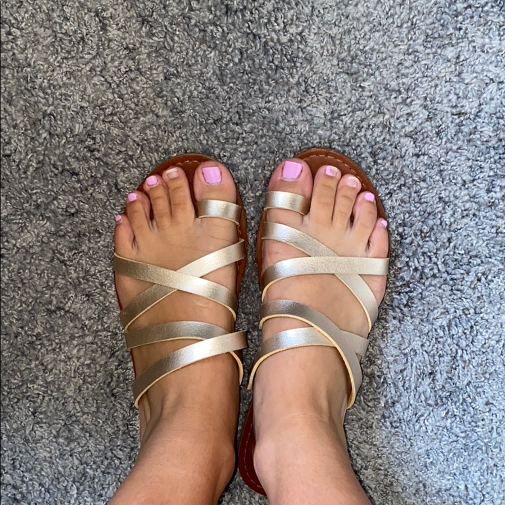 Strappy flat sandals